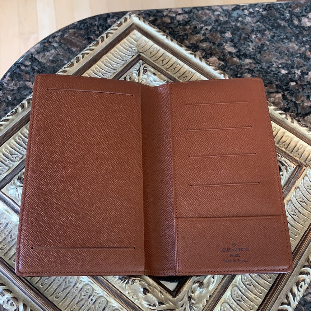 Gorgeous Vintage Checkbook Holder/Wallet - Picture 4 of 16